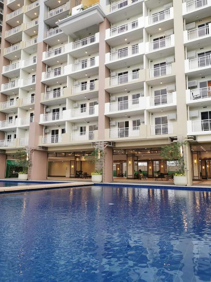 מנילה Infina Towers Project 4 Aurora Boulevard Quezon City מראה חיצוני תמונה